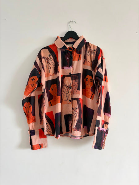 Faces in the metro shirt    [everyday clothing]