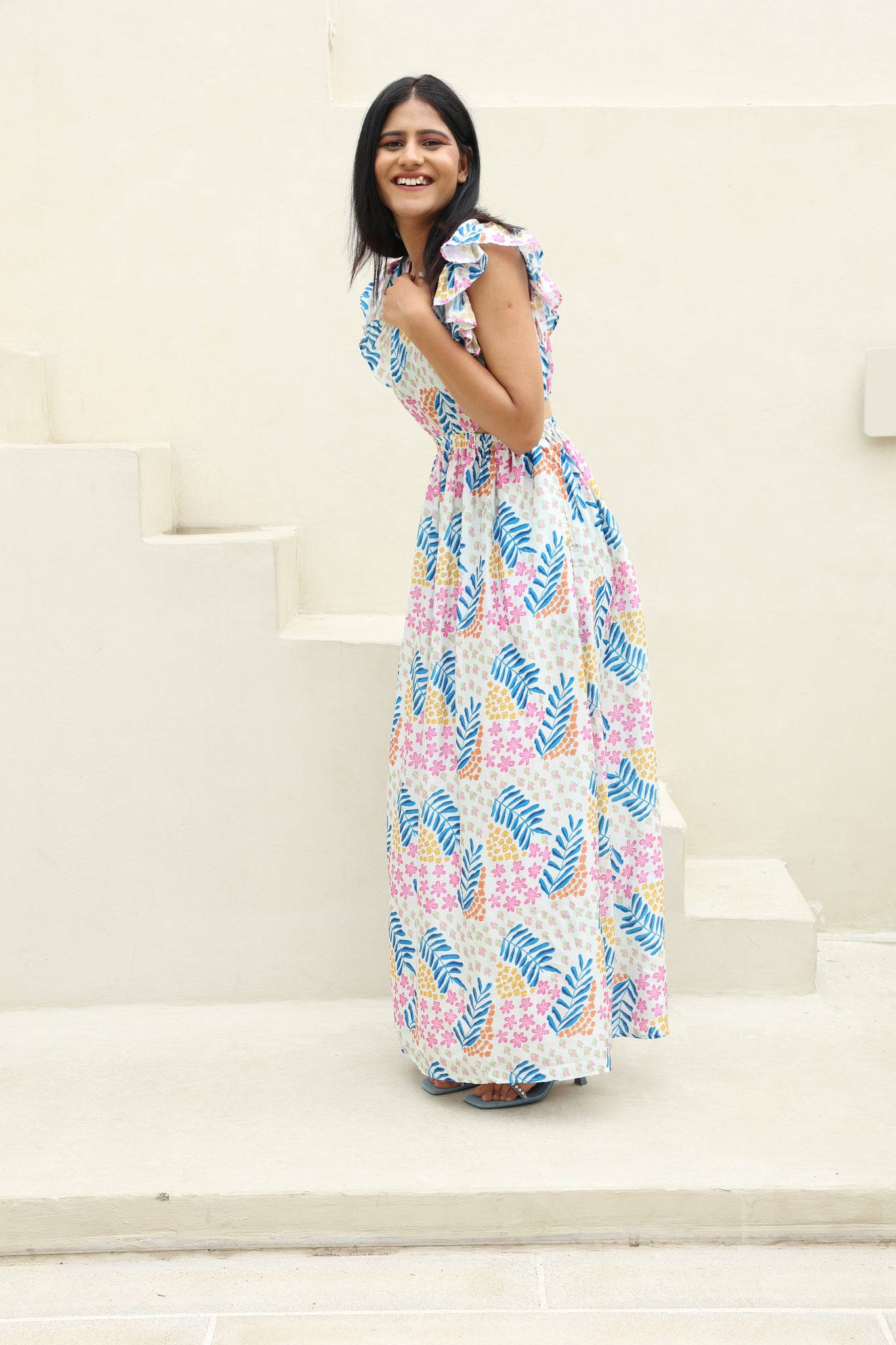 Juliet balcony ( cut out maxi )