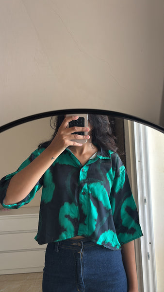 Mid season crop shirt