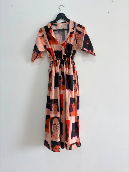 Faces in the metro midi dress ( everyday clothing )