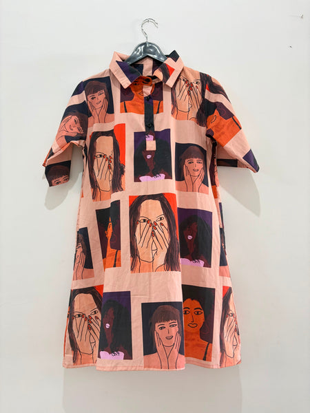 Faces in the metro ( dress )