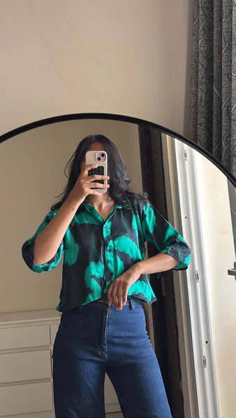 Mid season crop shirt