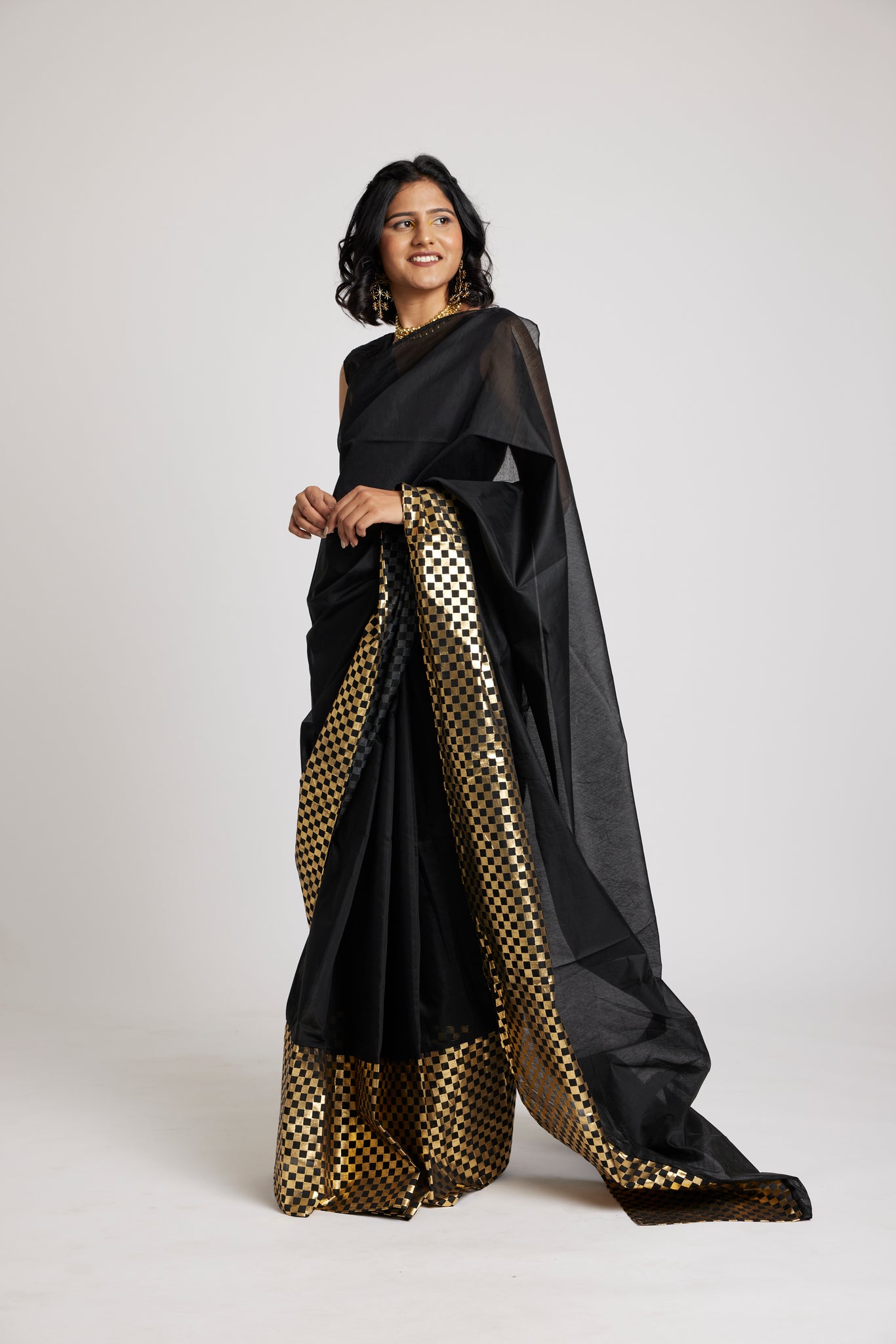 Golden night ( saree )