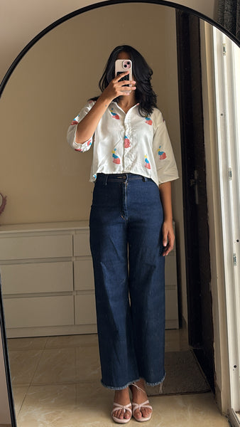 Rabbit crop shirt