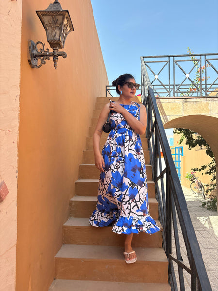 Blue pores ( cut out maxi )