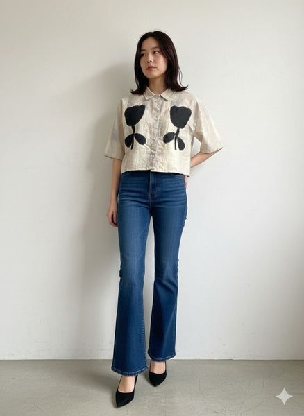 Floral appliqué crop shirt