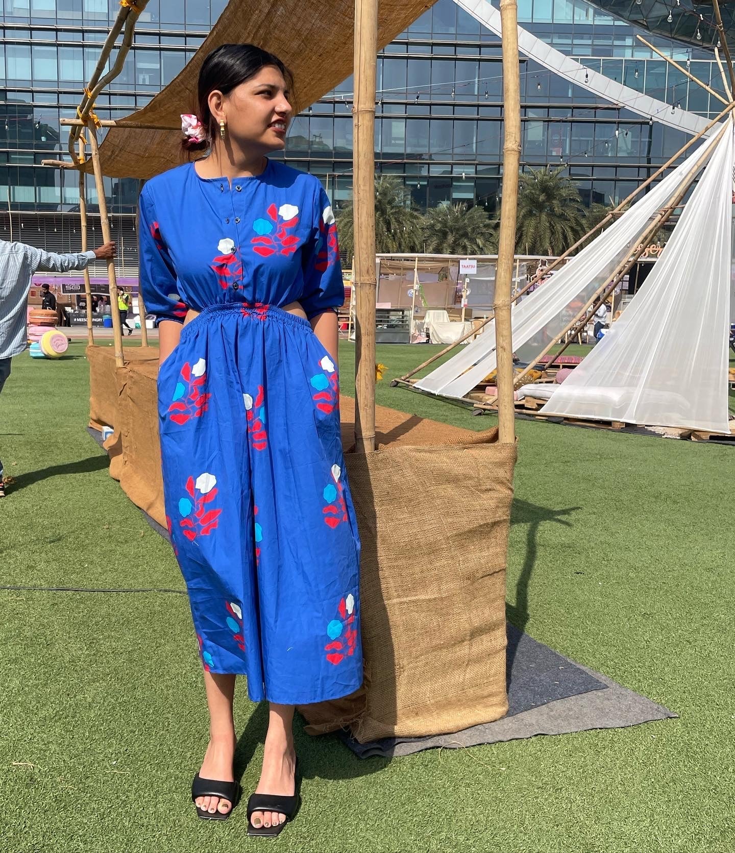 Blooming garden [cut out midi dress ]