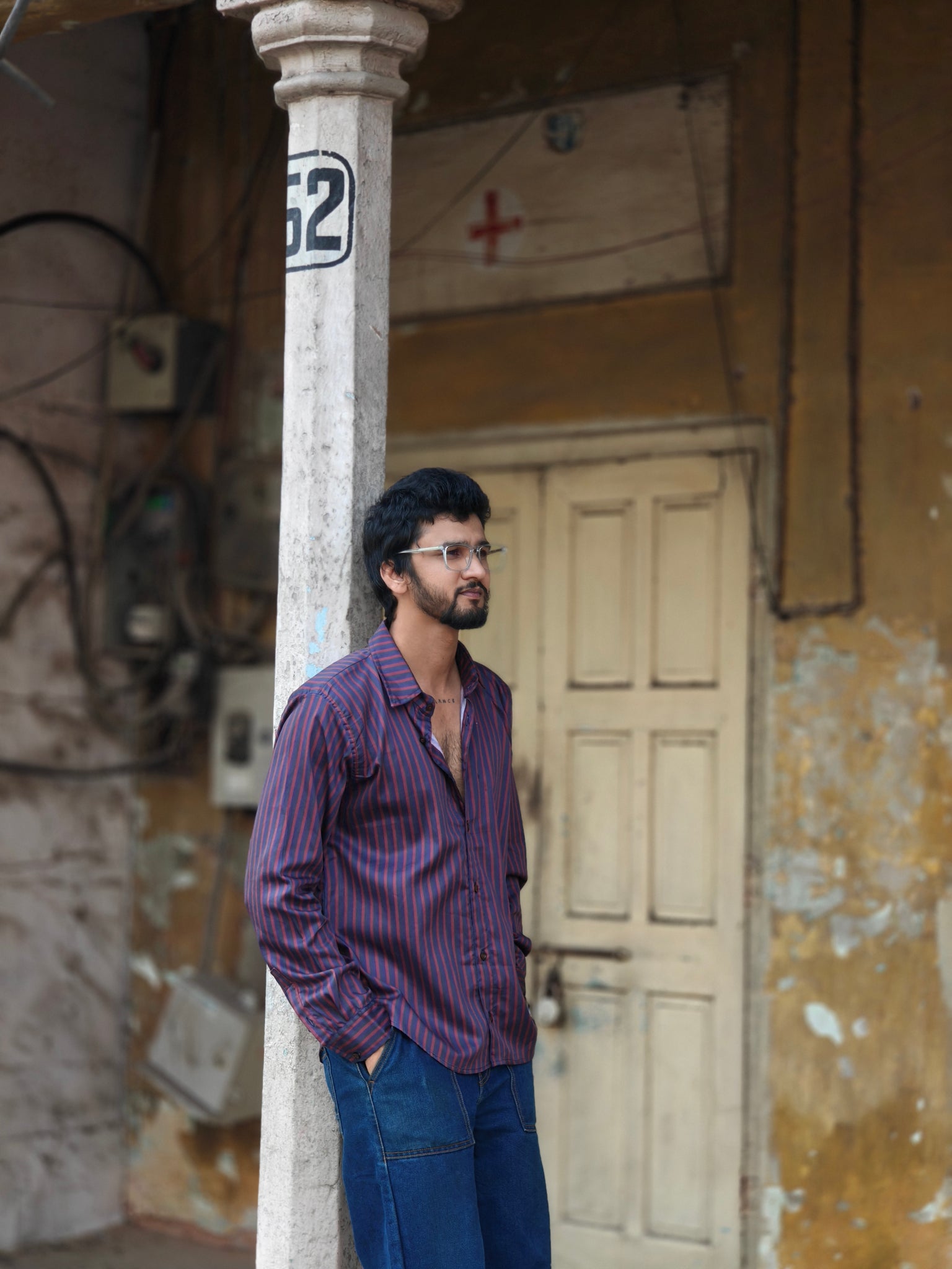 Red blue striped ( Men’s shirt )