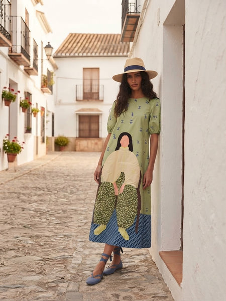 Lady boss ( long dress )