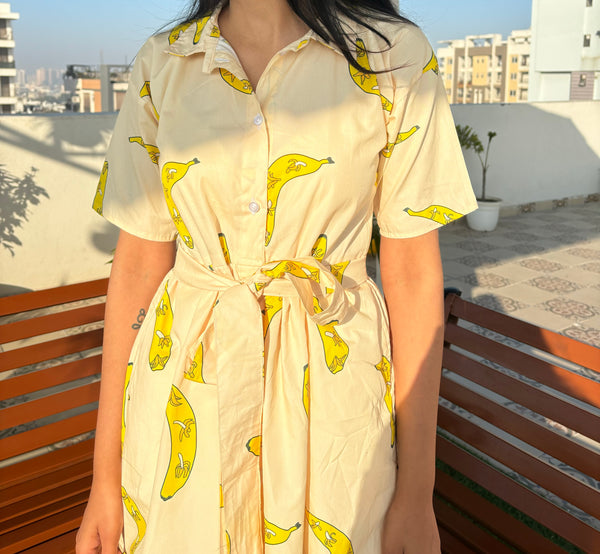 Banana ( midi dress with belt )