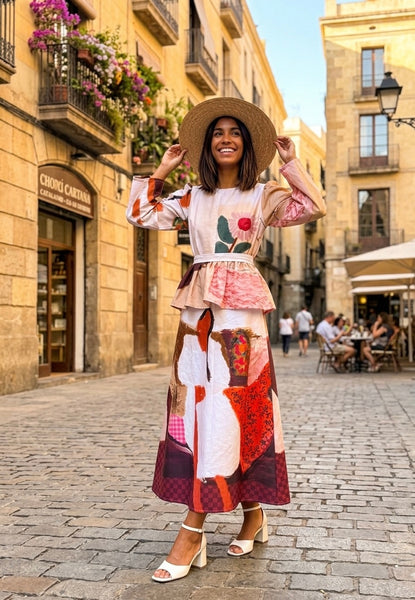 Me & my portrait ( long dress with frill belt )