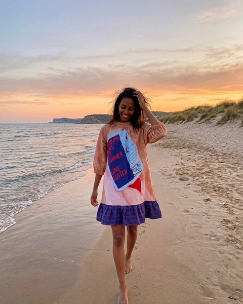 Breaking news ( frill dress )