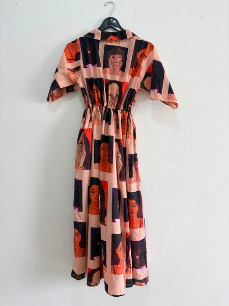 Faces in the metro midi dress ( everyday clothing )