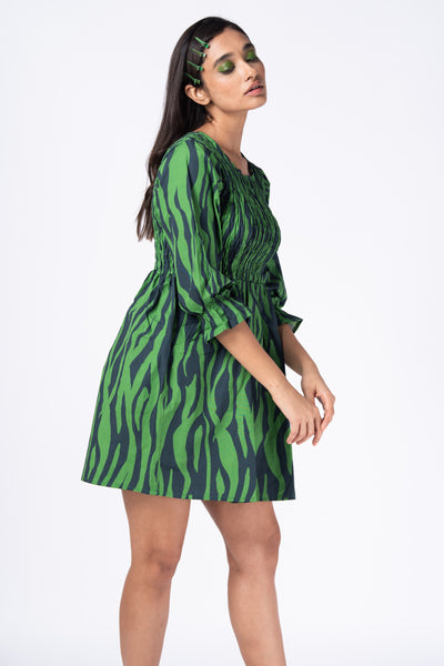 Zebra lines [ elasticated dress ]